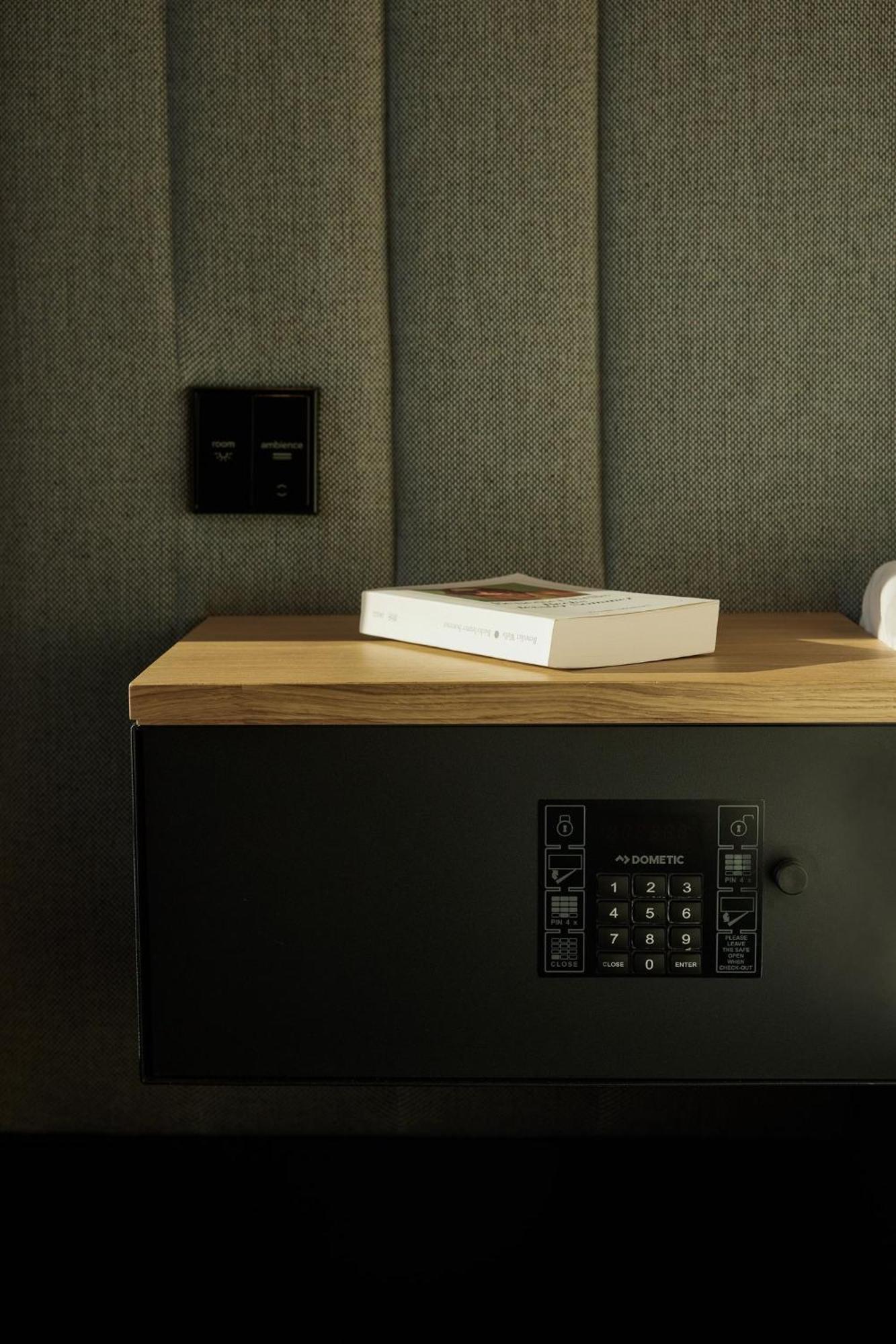 The Cloud One Duesseldorf-Koebogen Hotel Екстериор снимка